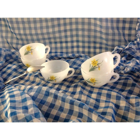 5 TASSES ARCOPAL "JONQUILLES" ancien logo