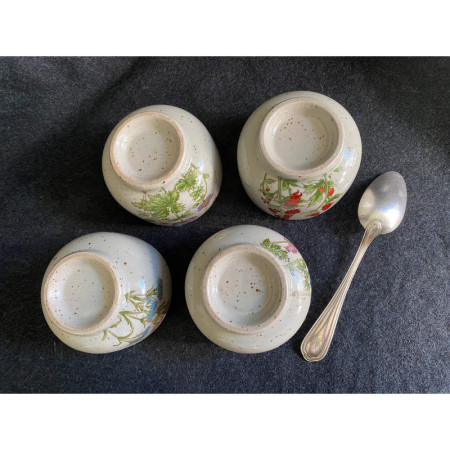 Ensemble 4 tasses "Botanique" en grès