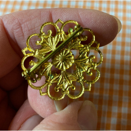 Broche strass marron