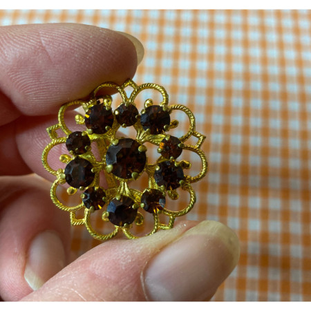 Broche strass marron