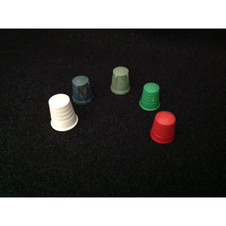 Lot de 5 dés à coudre plastique
