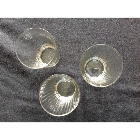 LOT 3 VERRES A EAU ANCIENS