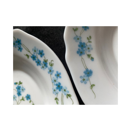 Lot 4 assiettes creuses Arcopal "Myosotis"