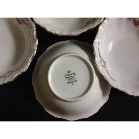 Lot de 4 coupelles porcelaine romantique