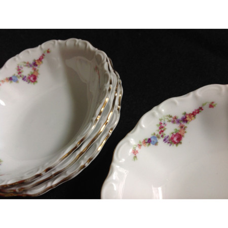 Lot de 4 coupelles porcelaine romantique