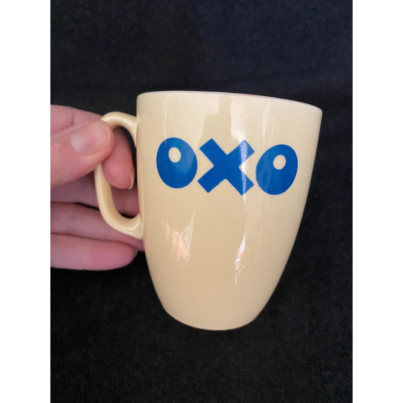 Mug "OXO" jaune pastel