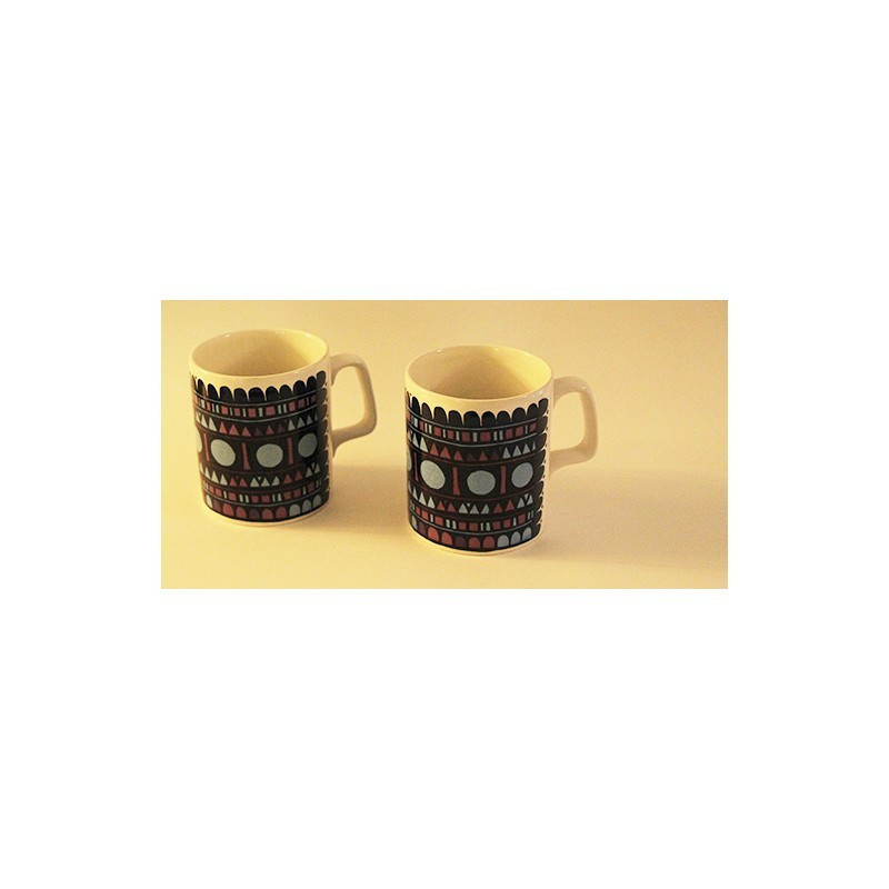 MUG STAFFORDSHIRE - 1970