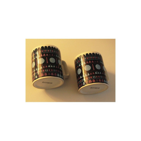 MUG STAFFORDSHIRE - 1970