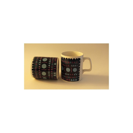 MUG STAFFORDSHIRE - 1970