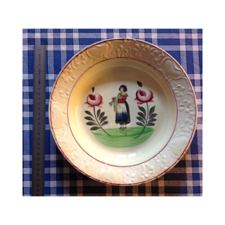 Plat creux ancien
