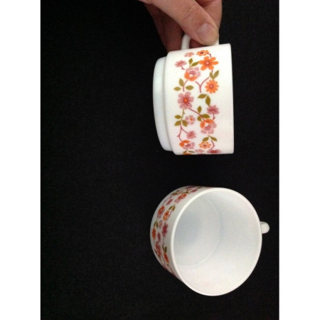 Duo tasses chocolat Arcopal - Décor fleuri orange
