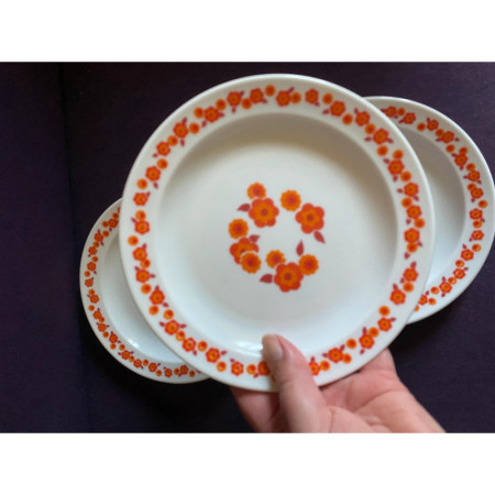 Lot 3 Assiettes dessert Arcopal "Lotus orange"