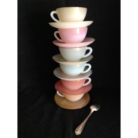 Rare service Arcopal "Opalines pastels" boîte d'origine