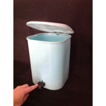 Poubelle salle de bain "Syla" baby blue