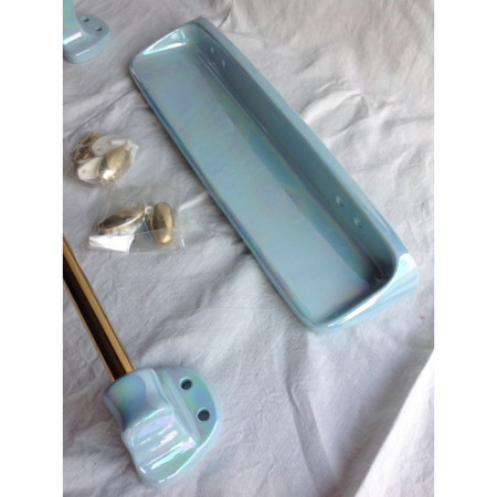 Ensemble de salle de bain bleu nacré