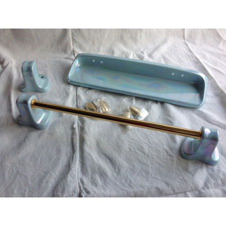 Ensemble de salle de bain bleu nacré