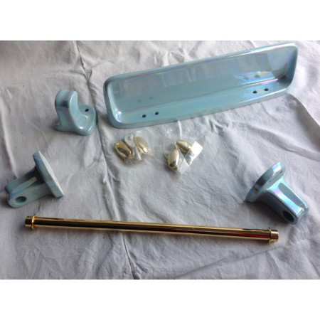 Ensemble de salle de bain bleu nacré