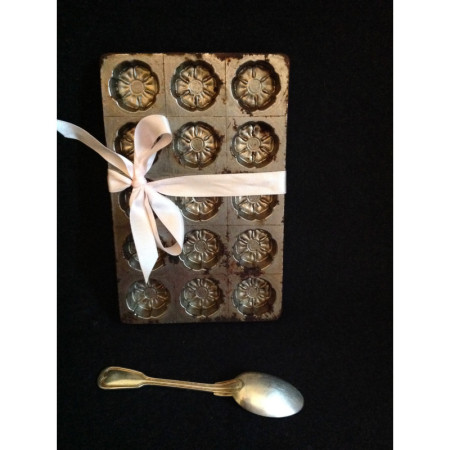 Moule à chocolat ancien - Métal