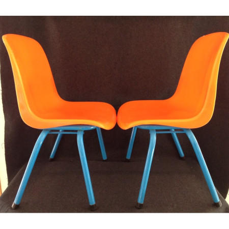 Duo chaises scolaires orange-bleu