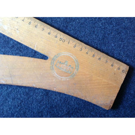 Matériel scolaire - équerre "Muller" 60 cm