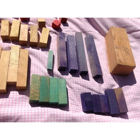 LOT JEU DE CONSTRUCTION - BOIS, CARTON BOUILLI