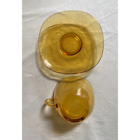2 tasses et sous-tasses Vereco ambré