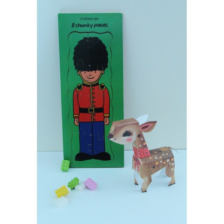 PUZZLE VINTAGE ENGLISH GUARD "MOTHERCARE"